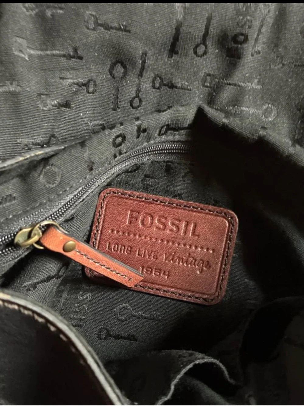 Fossil Two-Tone Black and Brown Leather Saddle Crossbody - Picture 4 of 4